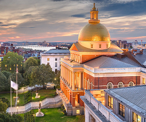 <p>Everything in the 1 Hour + Beacon Hill, Boston Common, and the rest of the Freedom Trail Stops</p><p>$65/person</p><p><a href="https://fareharbor.com/embeds/book/centralscoot/?full-items=yes&flow=1334584" title="https://fareharbor.com/embeds/book/centralscoot/?full-items=yes&flow=1334584"><span style="text-decoration:underline">Book Tours</span></a></p>